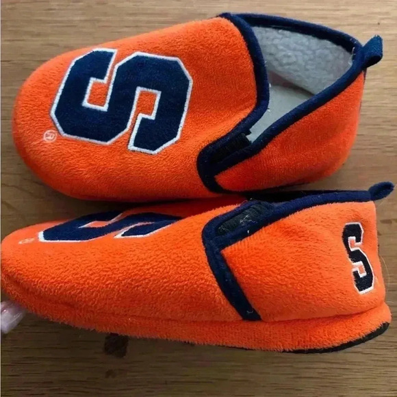 Syracuse slippers - Kids size XL - Picture 3 of 5